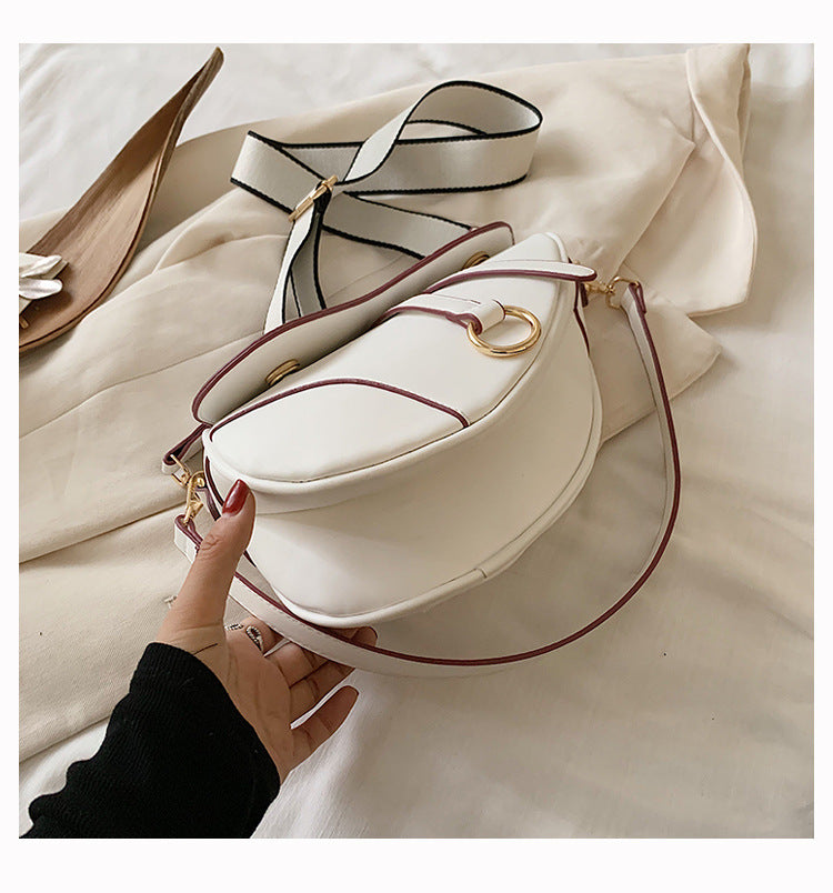 Horseshoe Messenger Bag