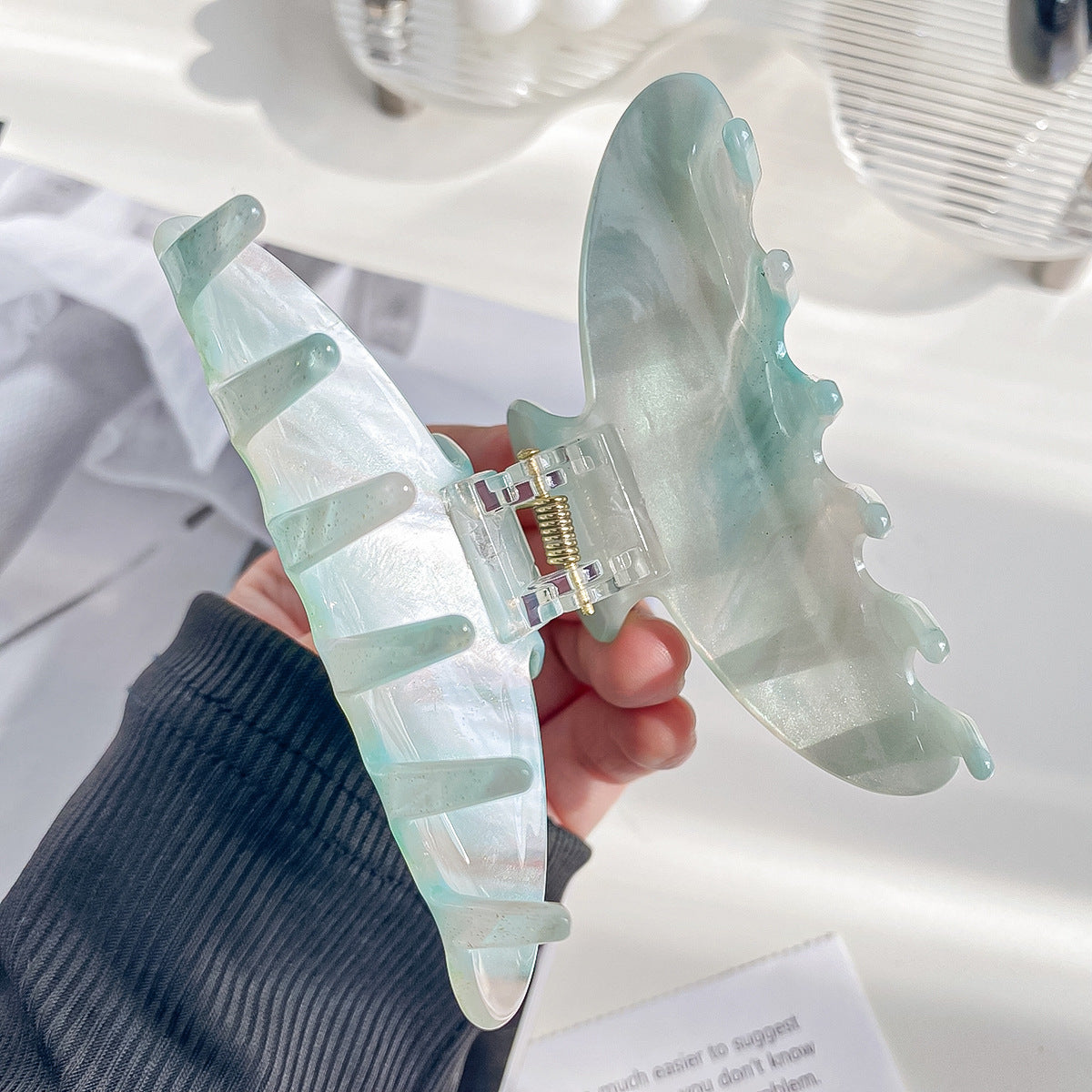 Acrylic Jaw Clip